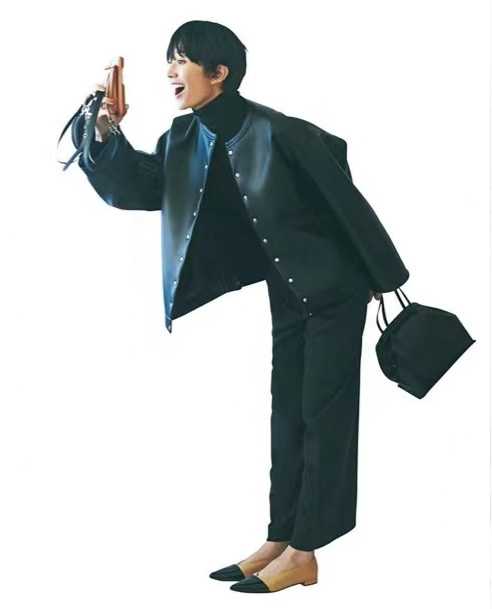 冬天穿衣服怎么搭配好看,冬天应该怎么穿搭既保暖又好看