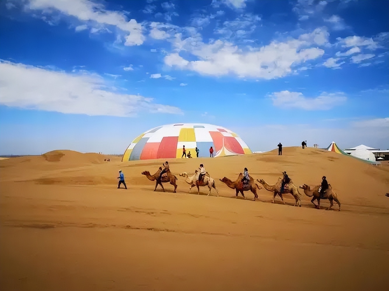 七月中国美如画，夏日避暑五十处