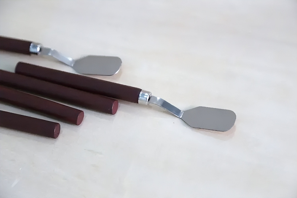 如何快速去除玻璃胶的妙招,玻璃胶如何简单快速去除