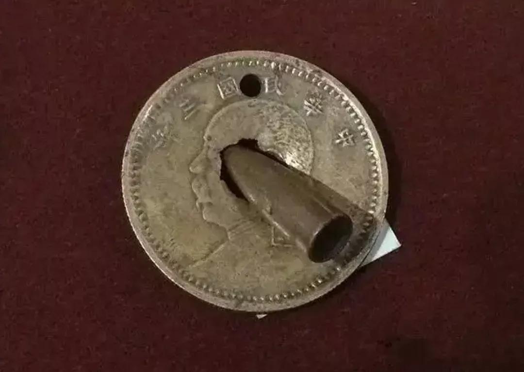 千古奇缘:1997年82岁抗战老兵喜逢死了60年的新娘,再续前缘