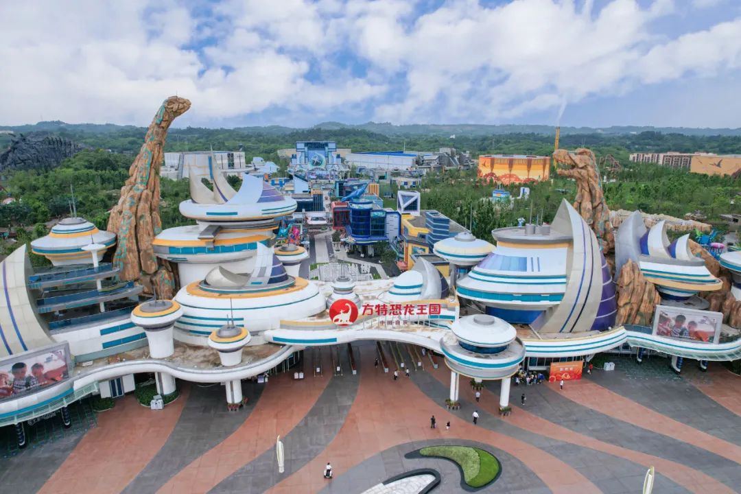 四川成都游乐园有哪些项目,成都建设最大的游乐园