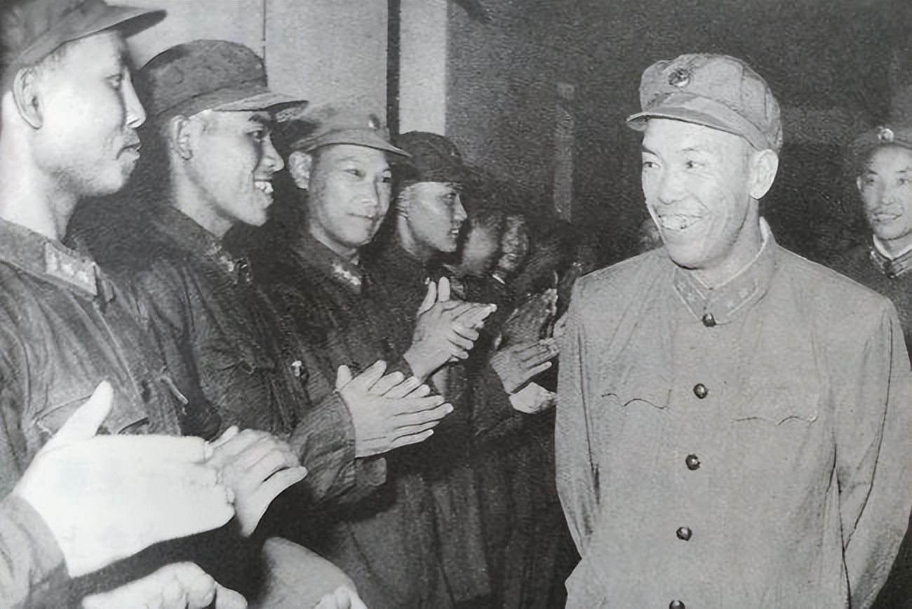 有人评价359旅是黄白黑,梁兴初大喊:这是污蔑