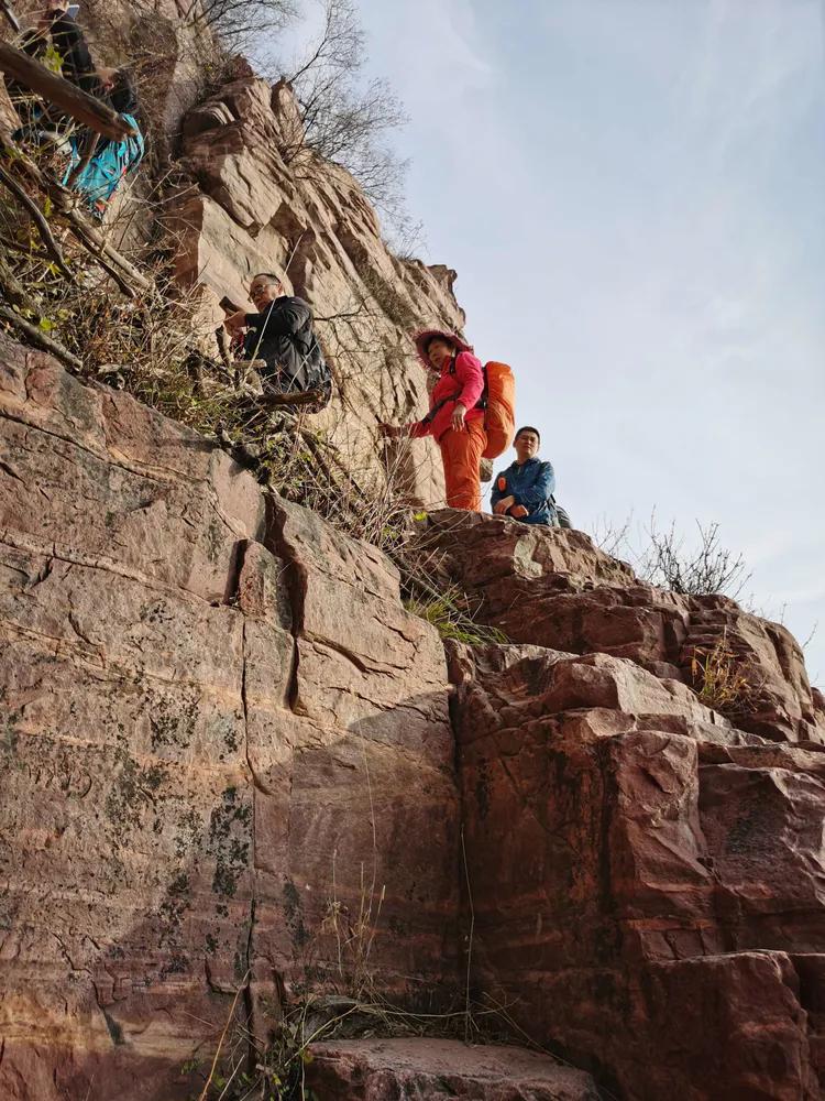 绝壁大梯白云寺,徒步白云寺
