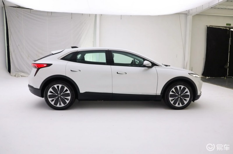 比亚迪宋plusdm-i51版本实测情况,比亚迪宋plusdmi冠军版上市