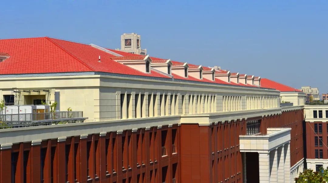 鲁班奖属于中国建筑的最高奖项吗,鲁班奖是中国建筑行业最高奖项