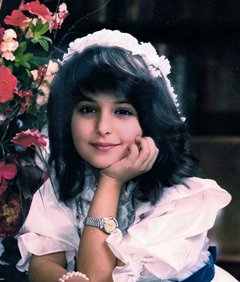 原来圣裔血统,也难逃童婚的命运啊