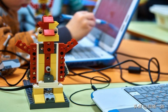 小小说局长的故事,小小说陈局长夫人的烦恼