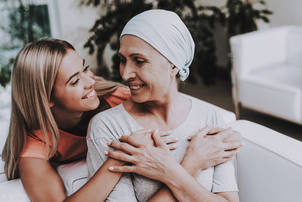 乳腺钼靶脂肪瘤表现,双侧乳腺皮下脂肪瘤