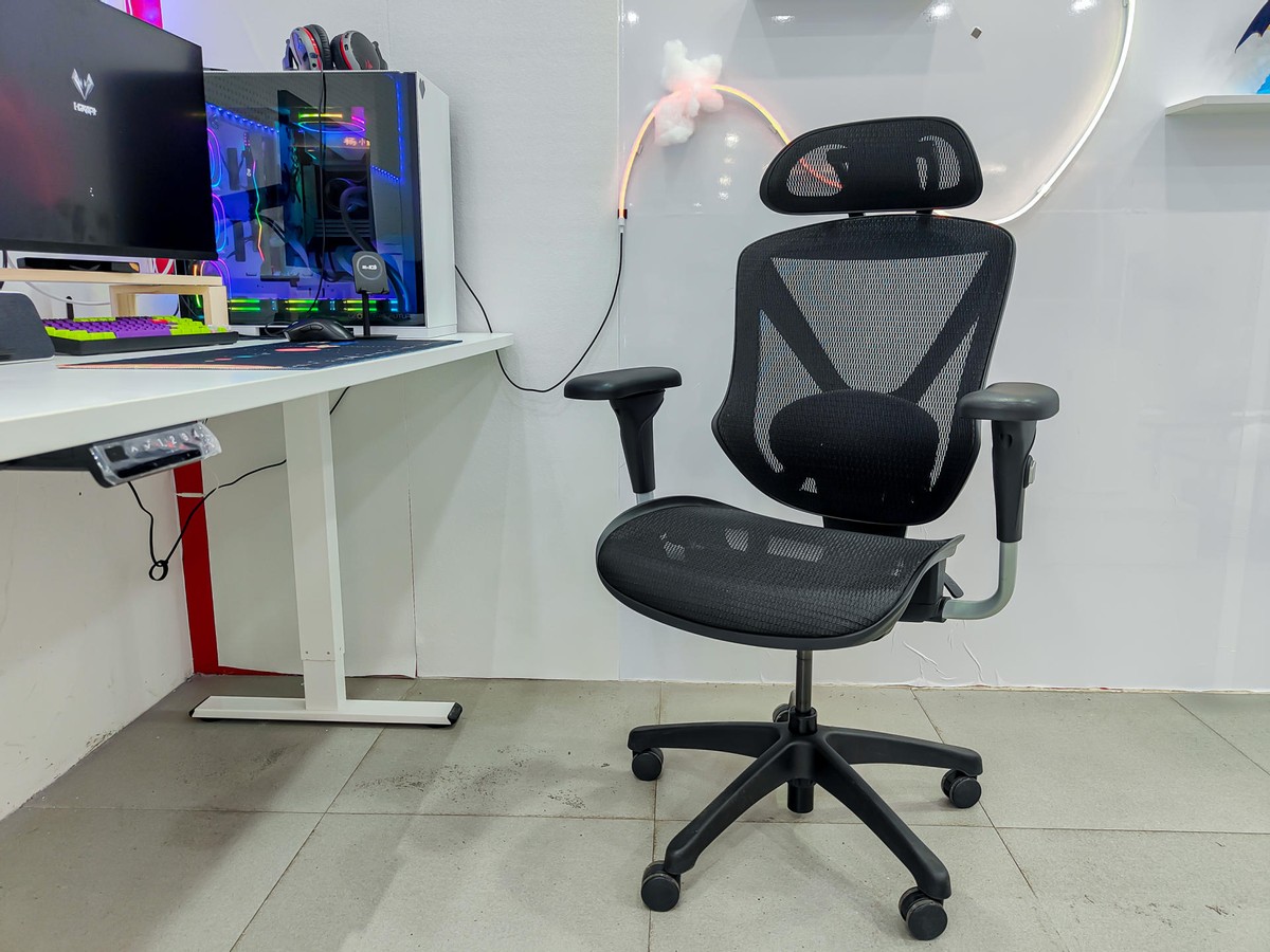 托稳老腰，舒适坐靠：UETOTO美式工学椅体验