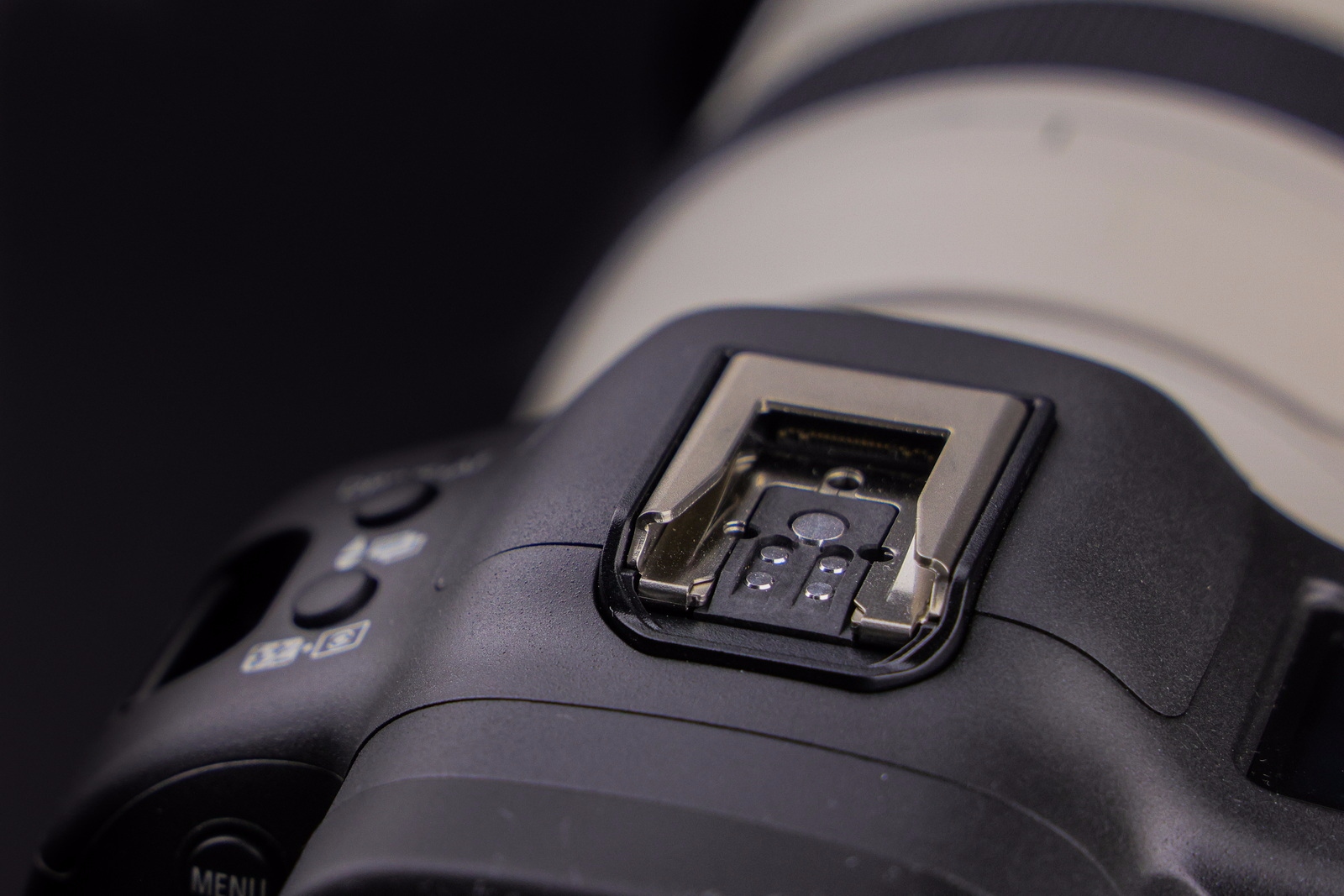 佳能canoneosr3测评,佳能eosr3震撼登场