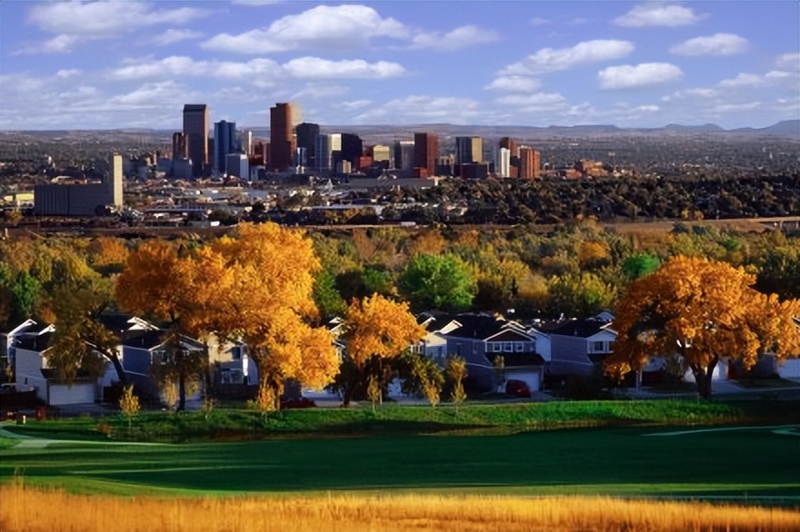 科罗拉多大学分校,丹佛斯科罗拉多大学