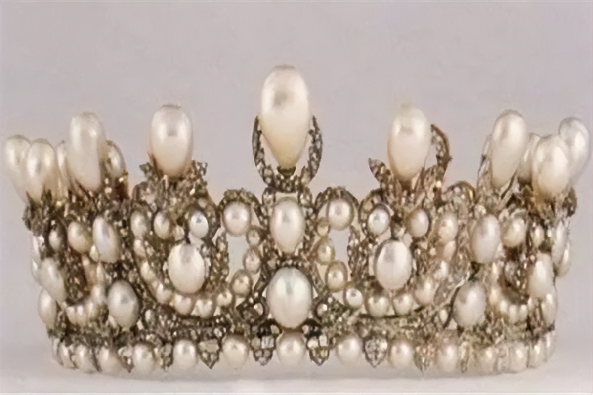 故事篇｜世界上最著名的十大王冠珠宝