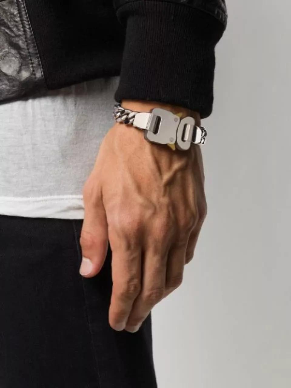 tiffany和lvmh哪个好,lvmh和tiffanyco的关系