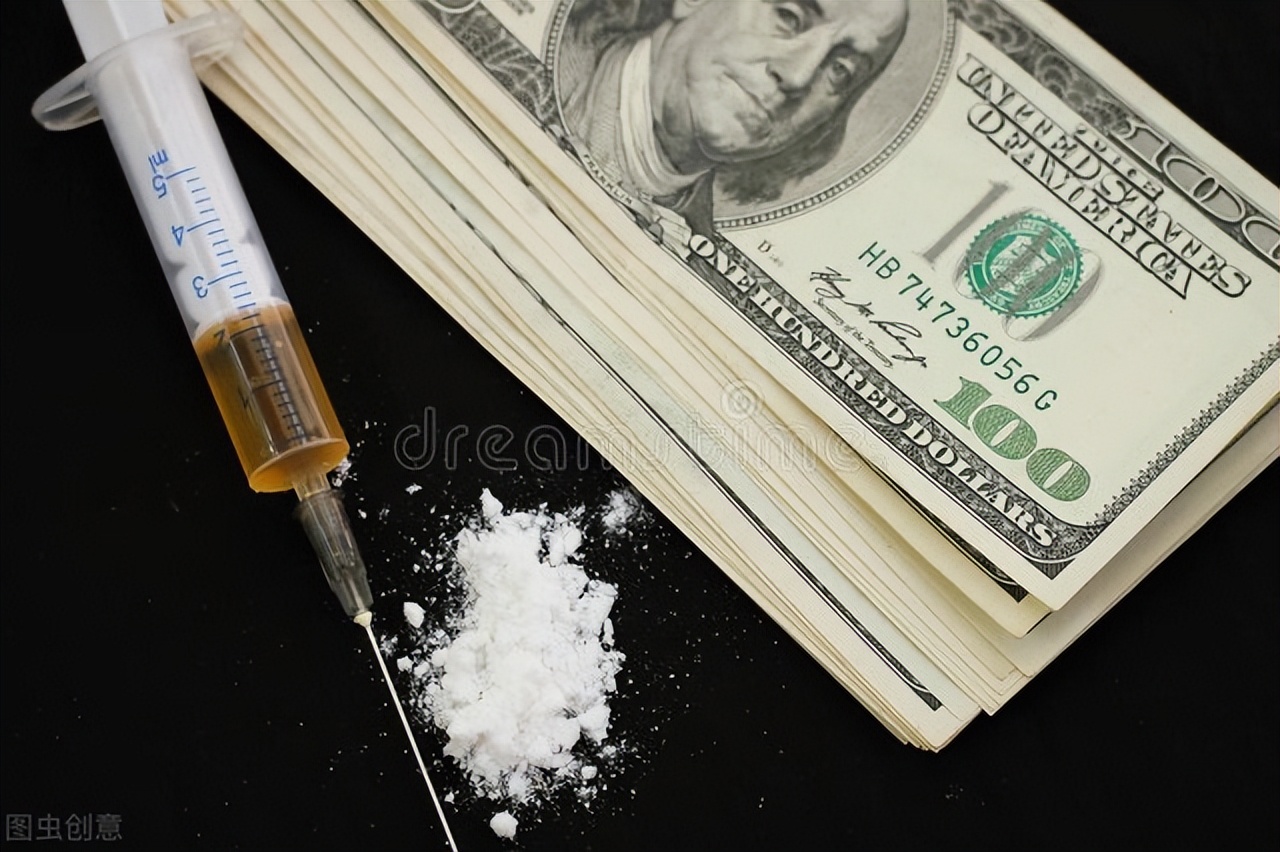 古柯树可以提取什么,在古柯树中提取的生物碱是什么