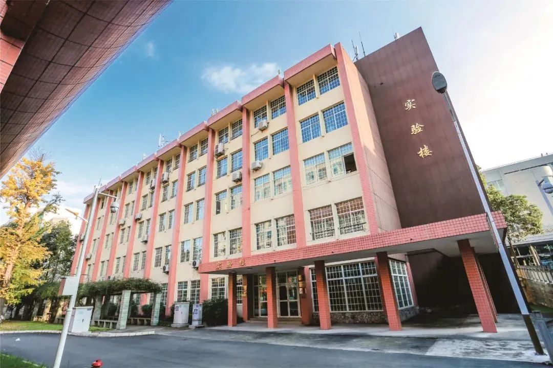 四川邮电职业技术学院5年制,四川邮电职业技术学院有什么要求