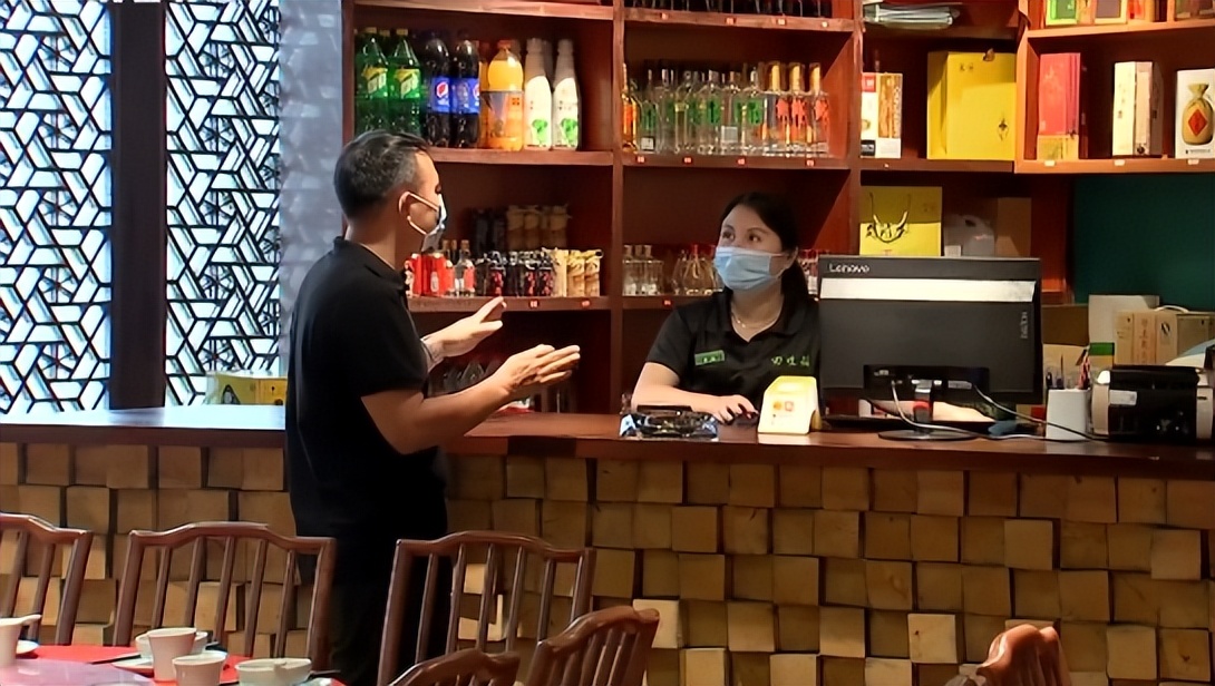 小伙养鱼一周赚100万,养鱼致富第二天目标赚十万