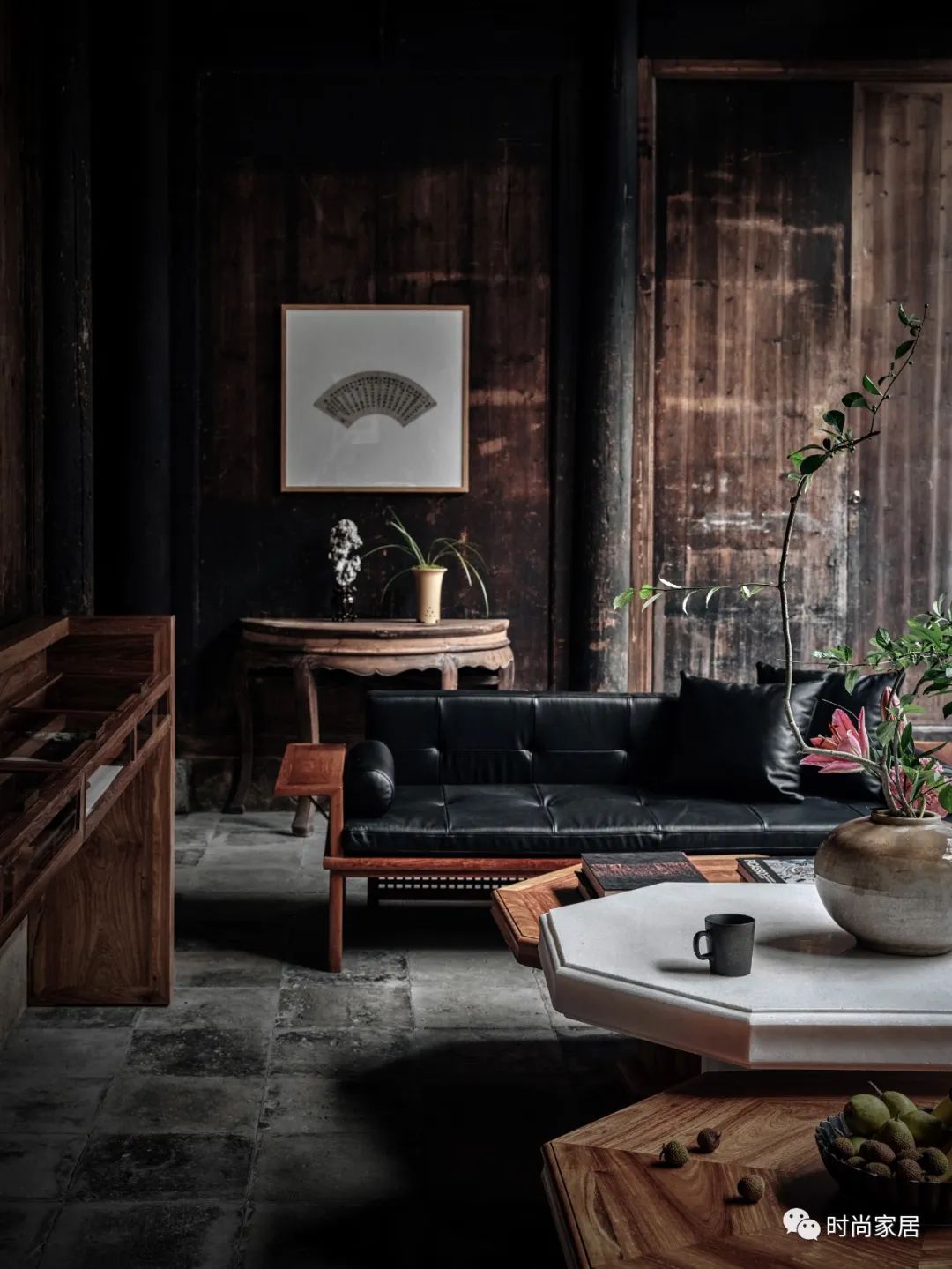 明代老建筑,他买下了一座废弃很久的古宅