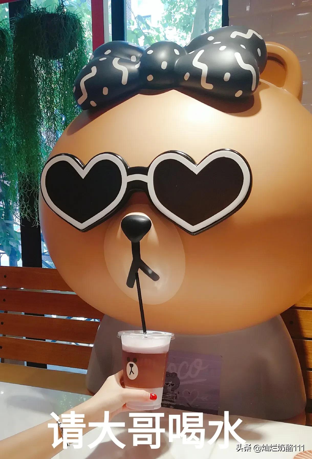 在相册里看风景,相册里看旅游照片