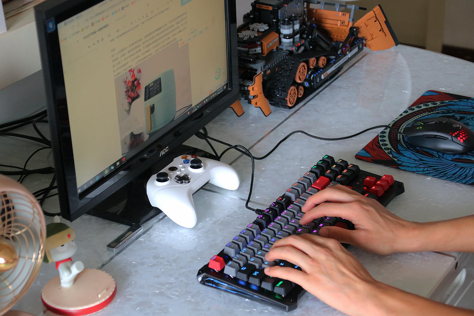 专为游戏玩家设计，好看且实用，血手幽灵B930光轴机械键盘评测