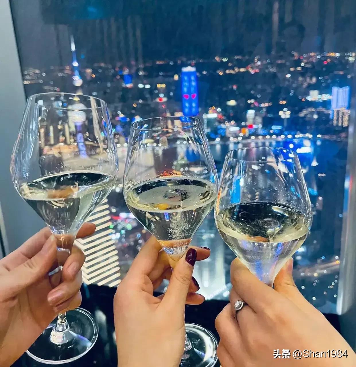 男生追女孩表白怎么做到不尴尬,追女生如何表白才不会被拒绝