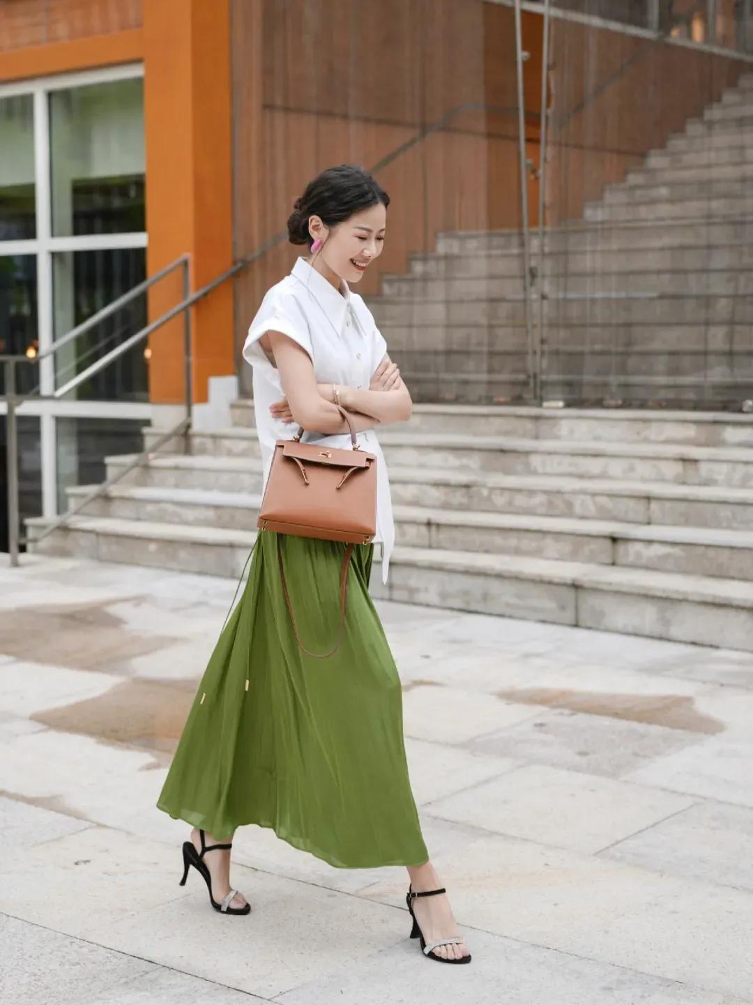 白衬衫西装裤怎么穿搭显高级,3个搭配思路把衬衫穿得更有范儿