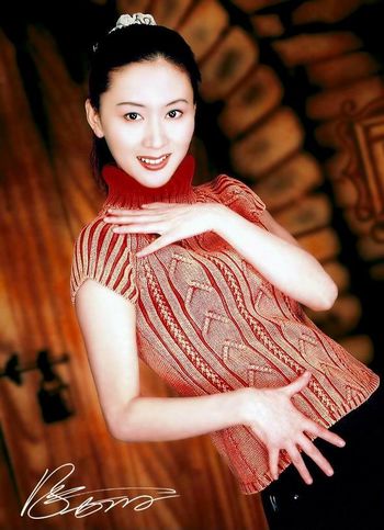 人体模特汤加丽：丈夫抛弃，父亲嫌弃，45岁仍单身，后悔了吗？