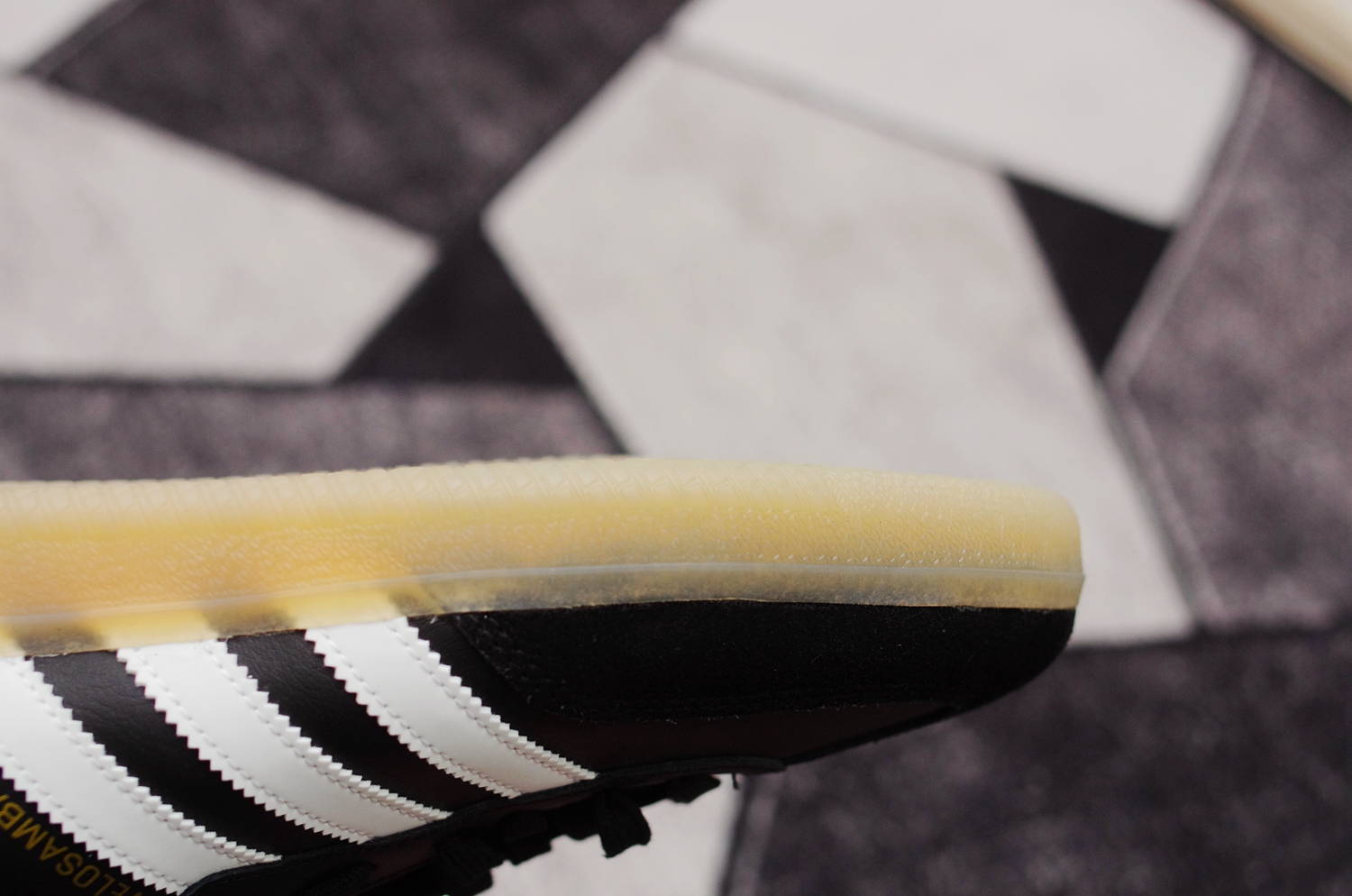 阿迪达斯擦鞋神器,阿迪单车鞋