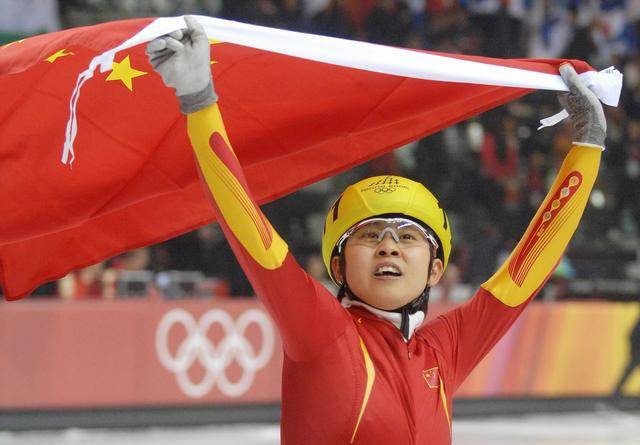 冬奥历史上十大惊艳夺冠时刻,冬奥会滑雪天才