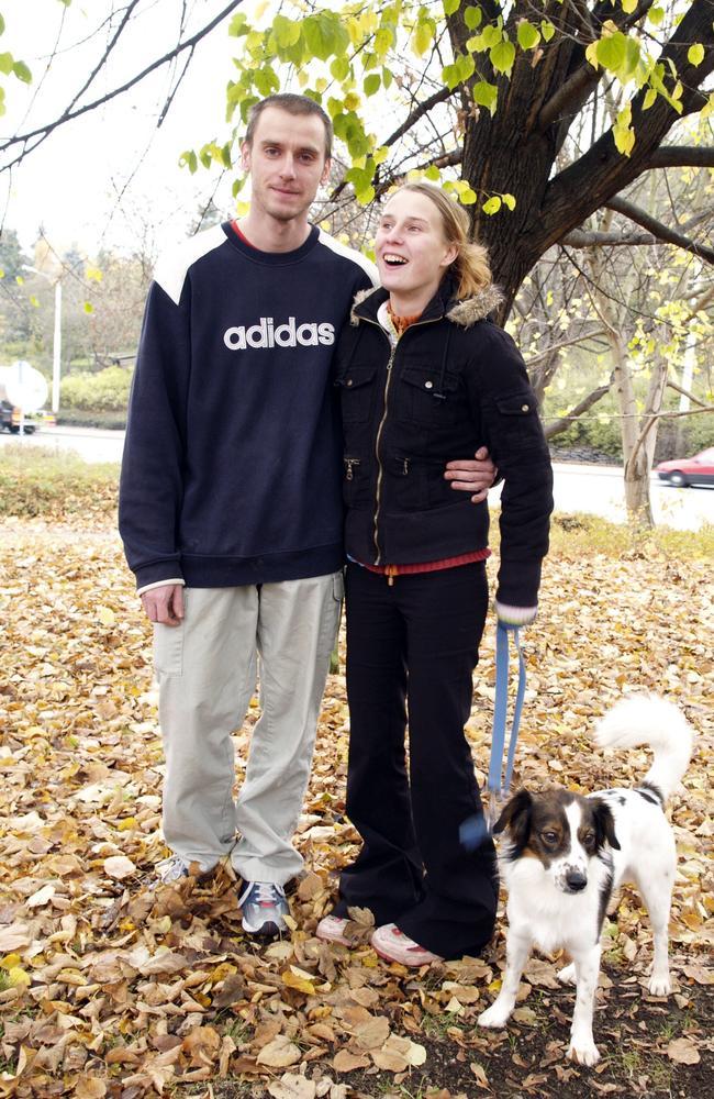 德国兄妹5年生4个孩子,德国亲兄妹