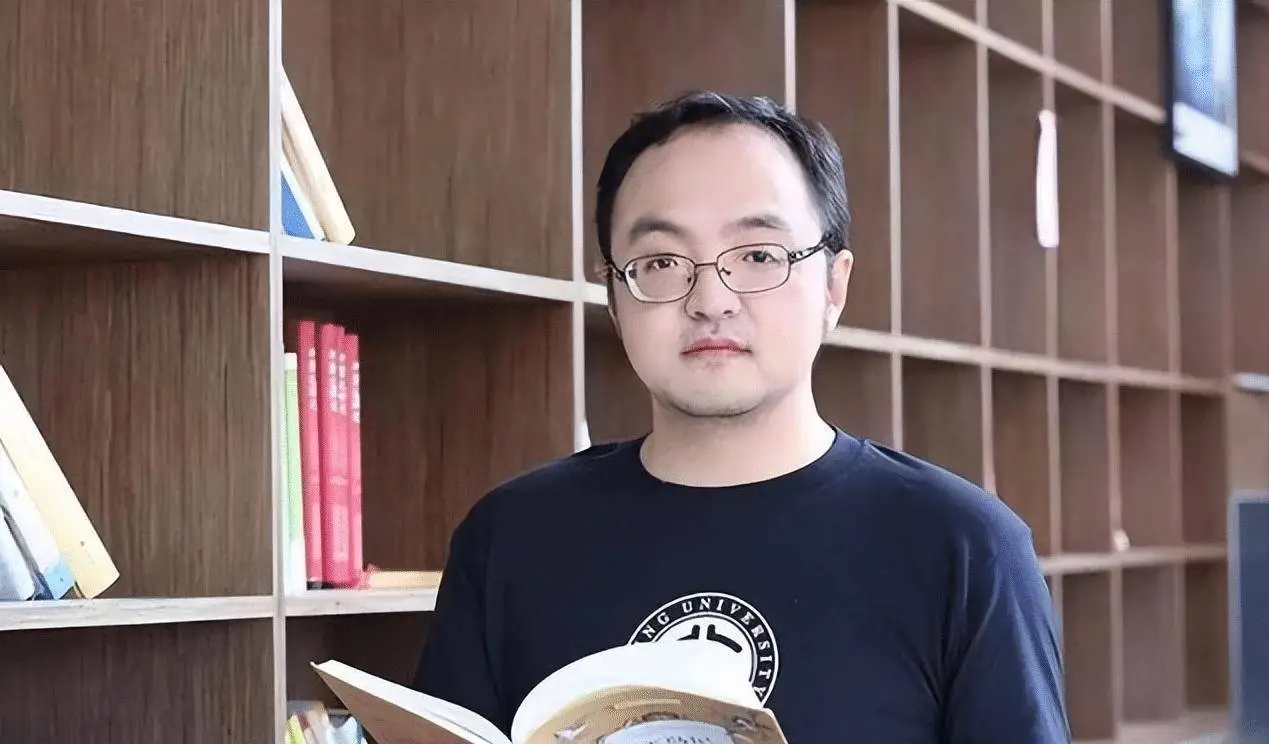 北大博士许晨阳,北大天才教授许晨阳