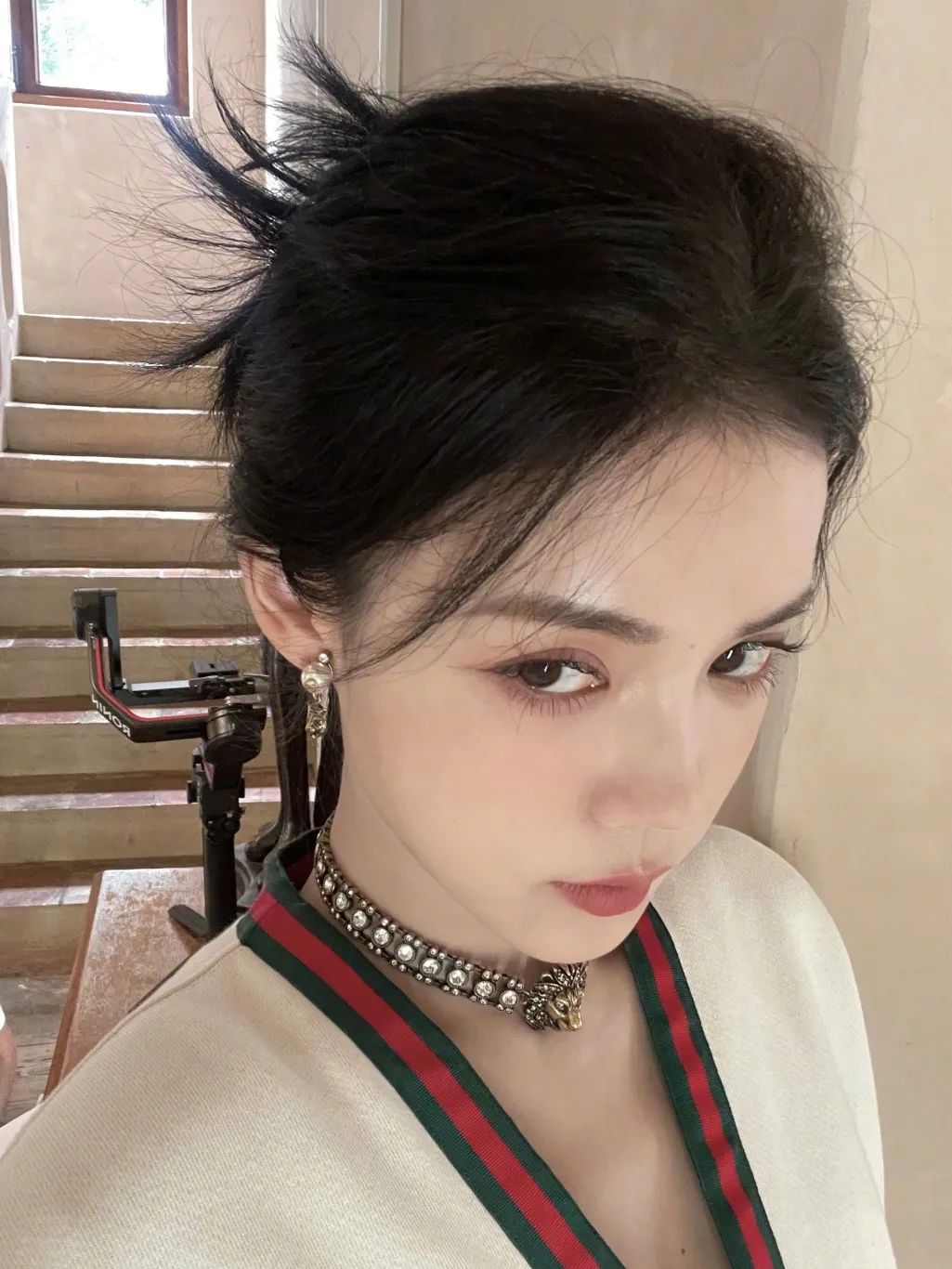 新年流行这4款扎发谁扎谁美,适合直头发的新年扎发