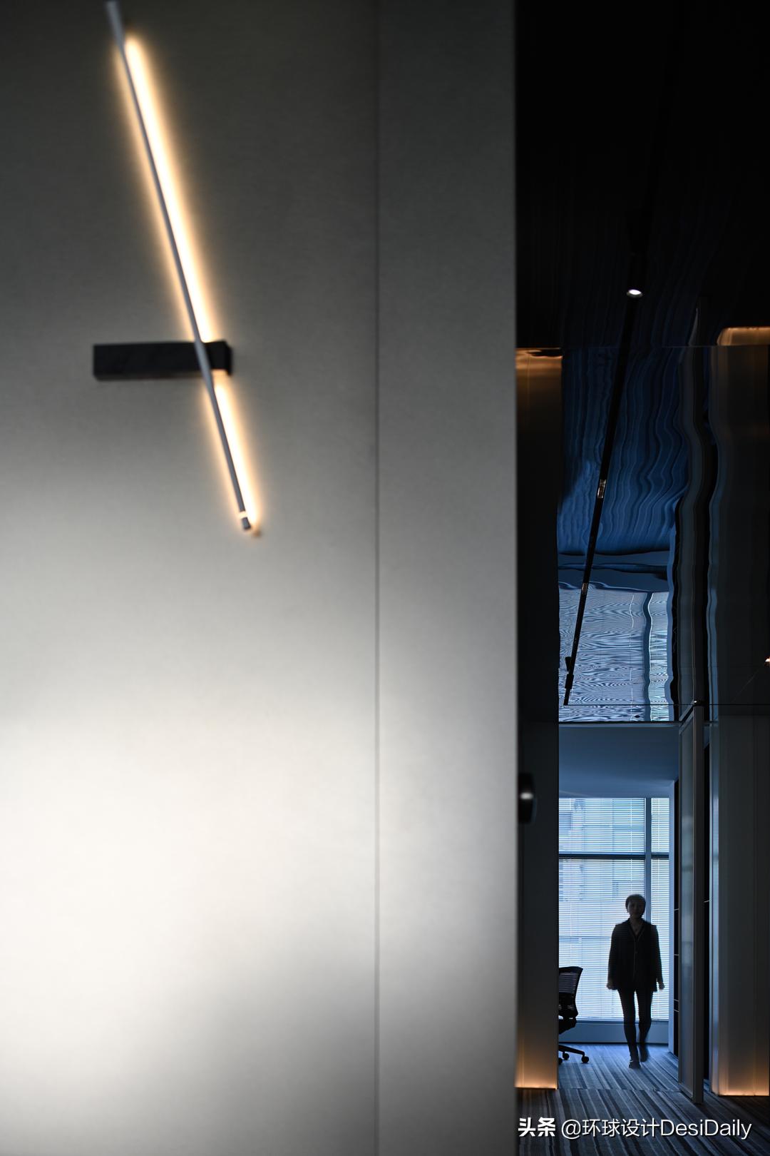 鍙ゆ湪瀛愭湀,鍙ゆ湪瀛愭湀浣滃搧