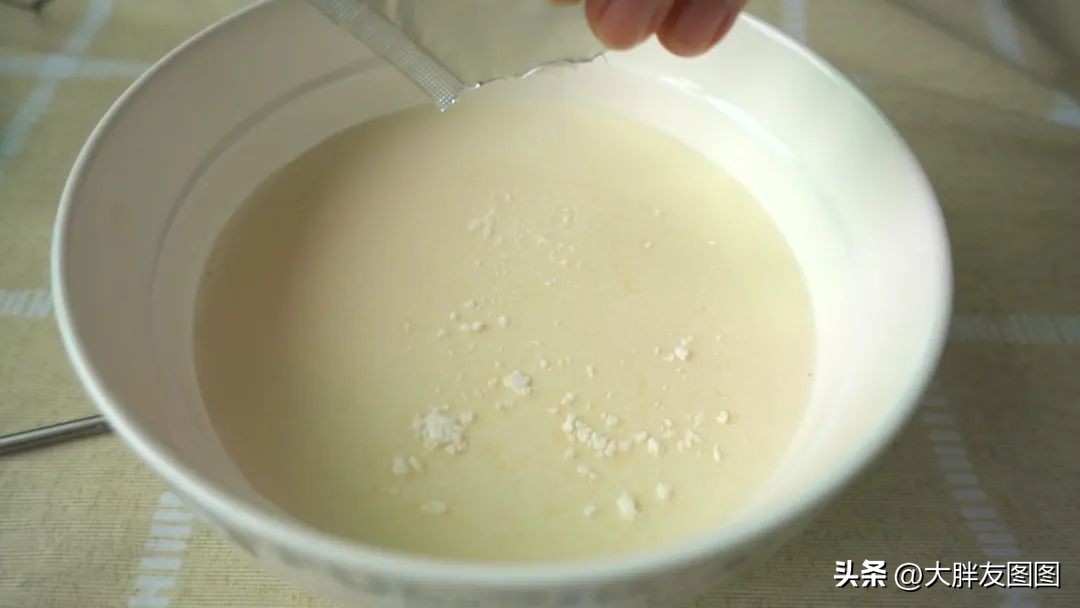 没有酸奶机的自制酸奶教程,电饭煲自制酸奶