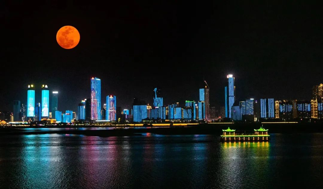 南昌的秋天文案,南昌的秋天闪闪发光