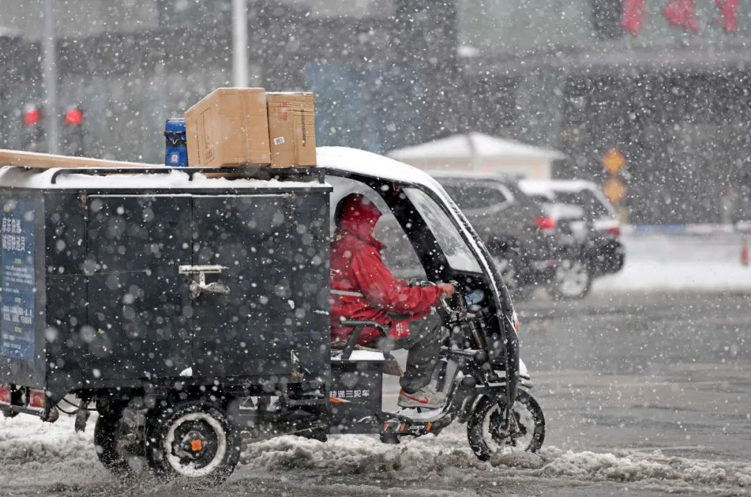 速览每日看点,每日新闻速览10月1日