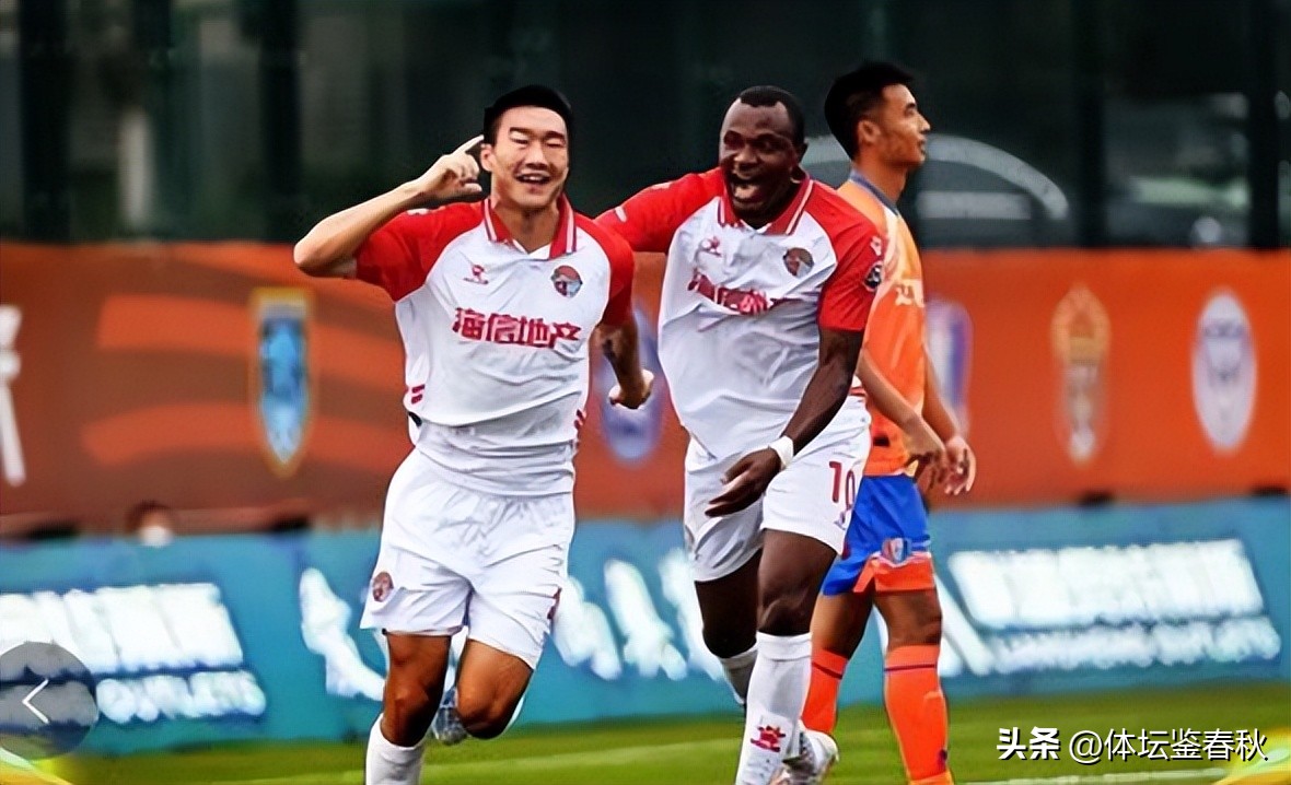 爆发!泰山小将10场5球,是全兴名将之子,明年有望加盟成都蓉城