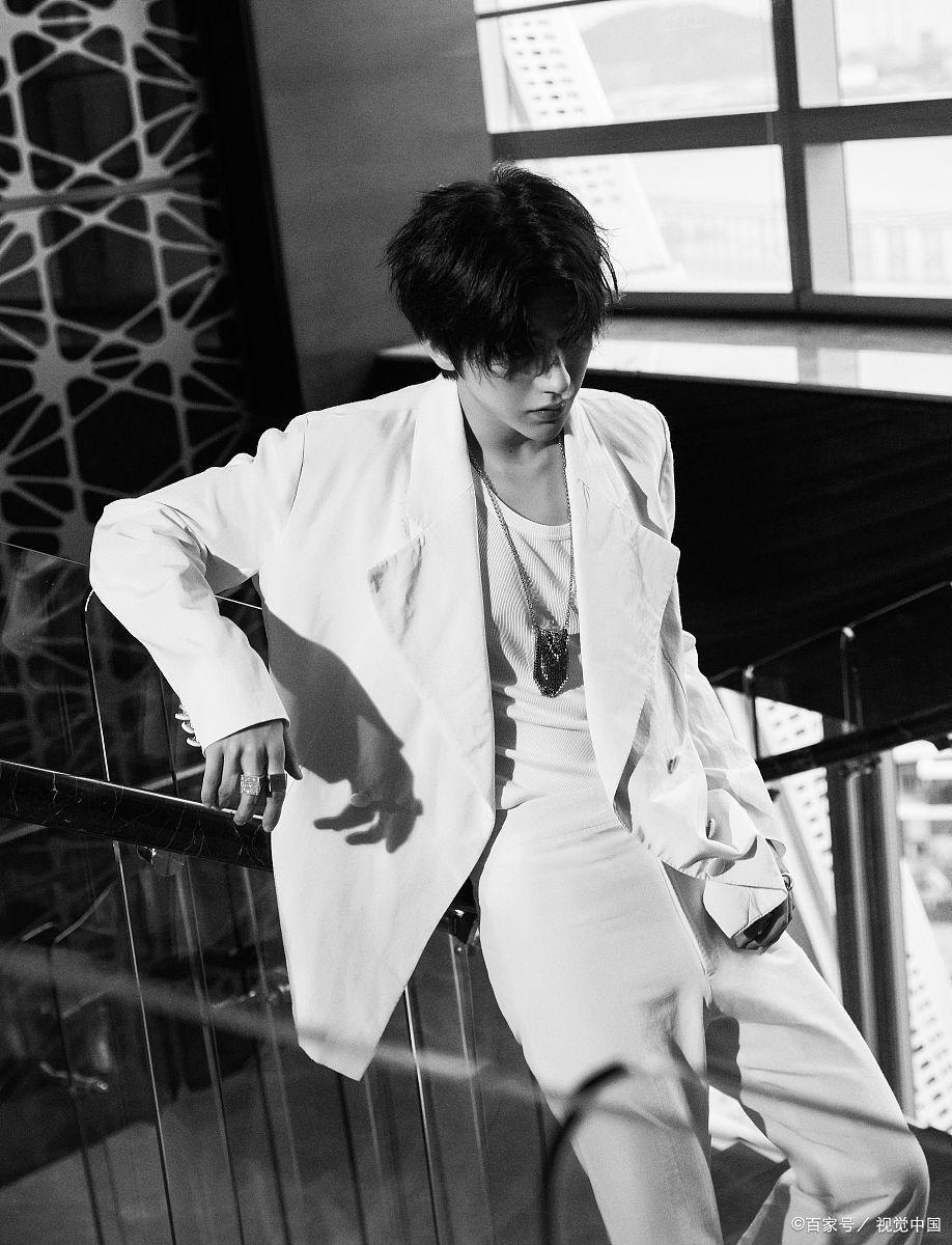 拥有人间称号的爱豆蔡徐坤赵丽颖,蔡徐坤杨幂赵丽颖李现