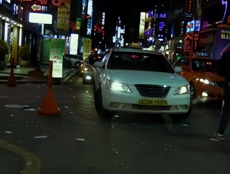 韩国华人街的样子,韩国首尔大街真实生活