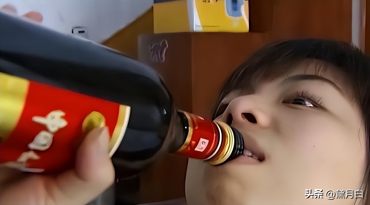 千杯不醉活到103岁的女人,湖南女子喝酒千杯不醉的原因