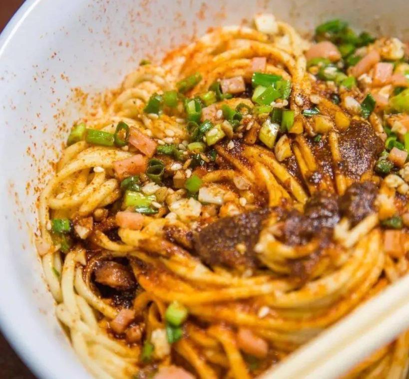 高中生食堂特色小吃,最好吃的五所大学食堂