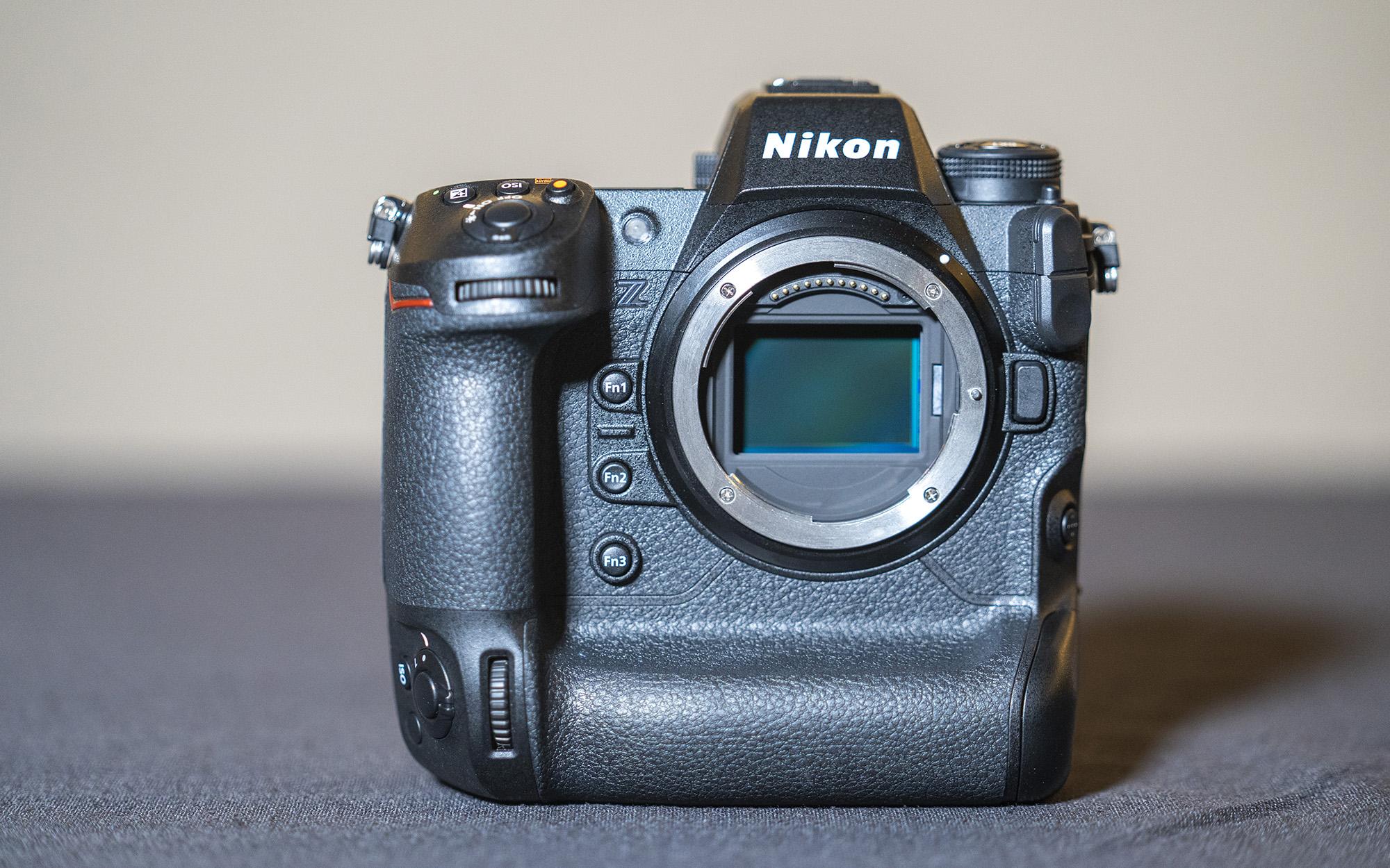 索尼尼康佳能推出新款微单,尼康z2470f2.8和70200f2.8哪个好