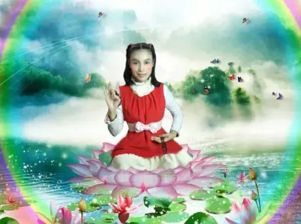 辣眼球的大妈变装,辣眼睛大妈假扮20岁姑娘