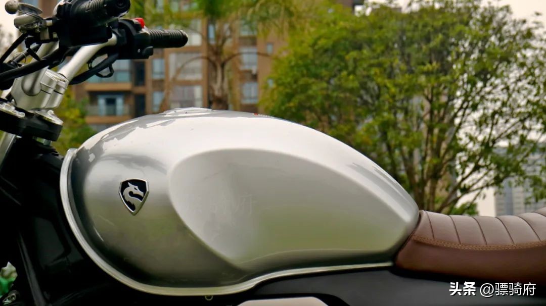 排量即是王道的下一句是什么,排量大真的可以为所欲为