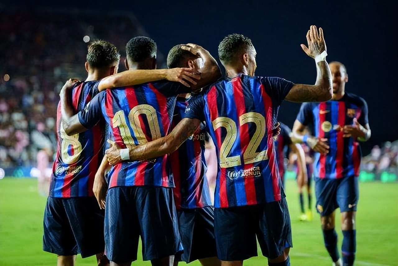 外媒报道皇马夺冠,外媒列皇马与其他7强恩怨