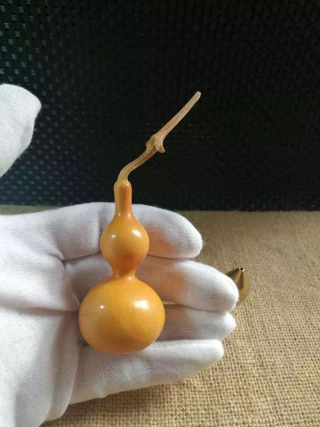 玩手捻葫芦,手捻葫芦多久包浆玉化