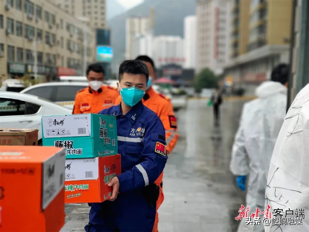 以奋斗致青春以匠心迎未来,以奋斗致青春黑板报