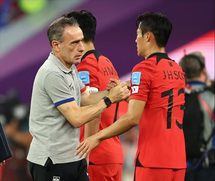 中国男足60万顶薪,保罗本托谈中超主教练