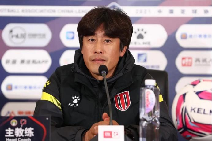 里皮犀利点评中国足球现状,国足1:0韩国足坛人士犀利点评