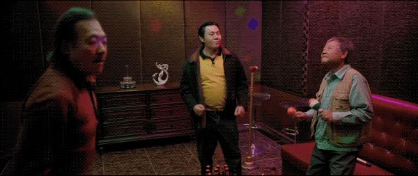 10年不接戏,他47岁靠配角走红,被赞“天才演技”!