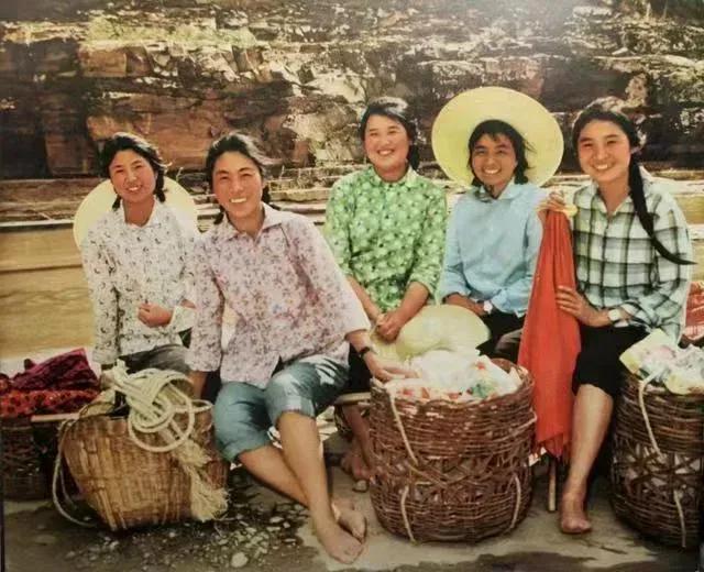 只有中国才能救美国，不是买点儿美债这么简单，一副药分三步吃